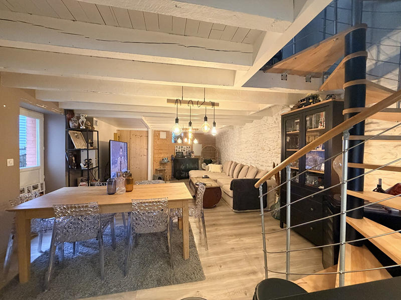 Maison - 125 m² - 5 pièces