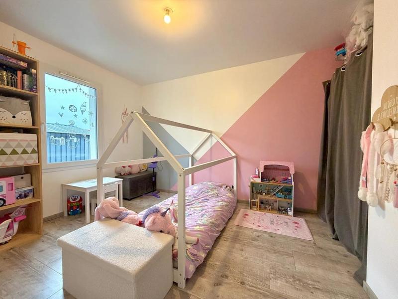 Maison - 104 m² - 5 pièces