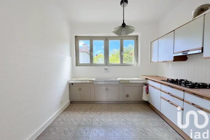 Appartement - 90 m² - 4 pièces