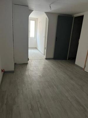 Appartement - 77 m² - 5 pièces