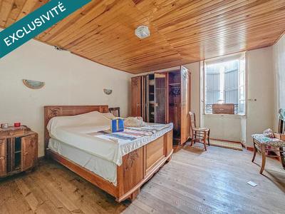 Maison de village - 198 m² - 8 pièces