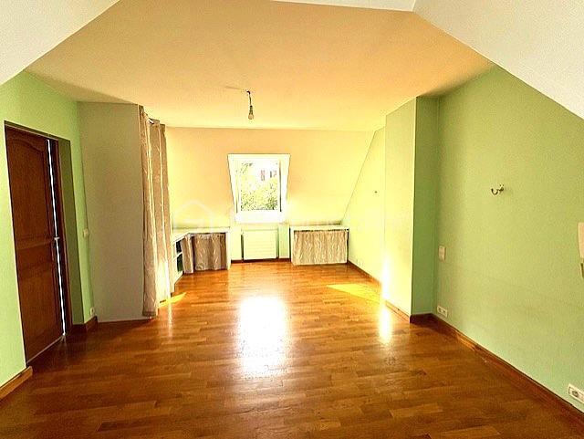 Maison - 175 m² - 8 pièces