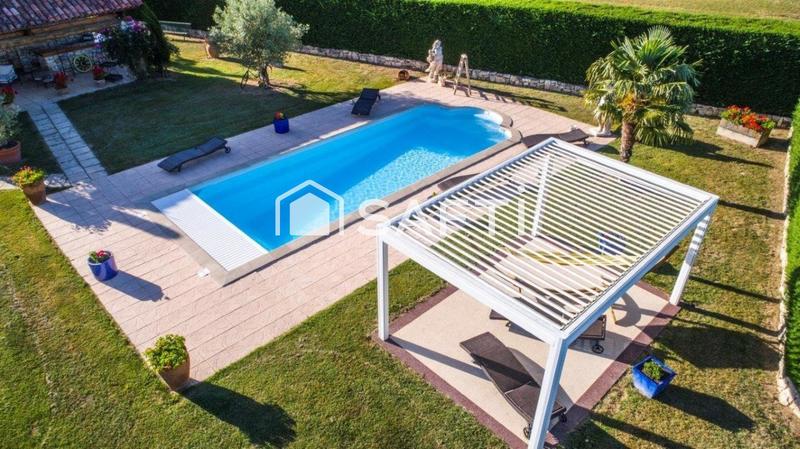 Villa - 634 m² - 21 pièces
