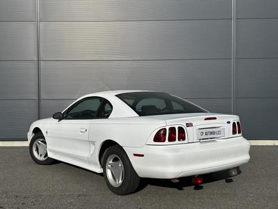 Ford Mustang 1996 3.8l V6 150ch Made in Usa