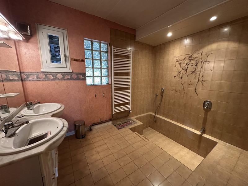 Maison - 139 m² - 6 pièces