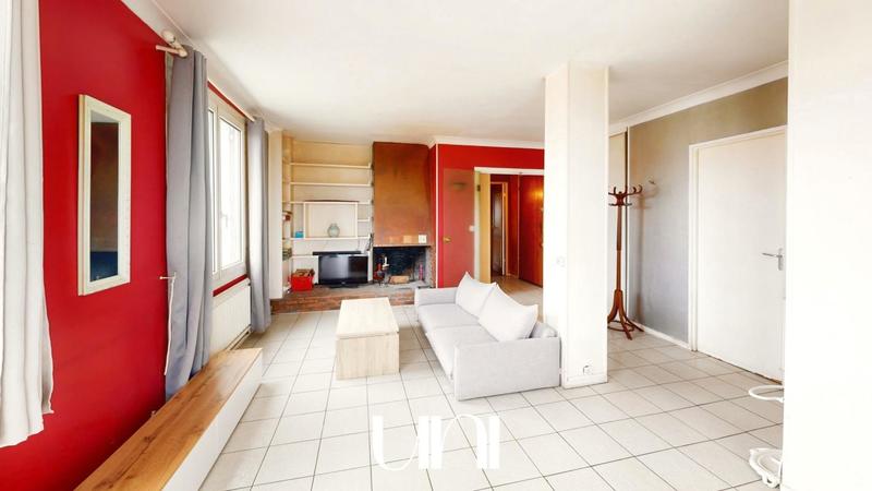 Appartement - 100 m² - 4 pièces