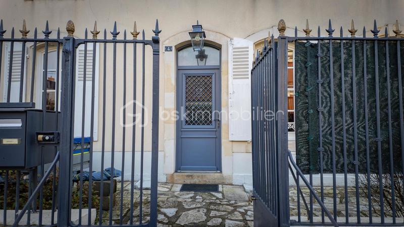 Maison de ville - 162 m² - 8 pièces