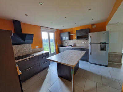 Maison - 160 m² - 6 pièces