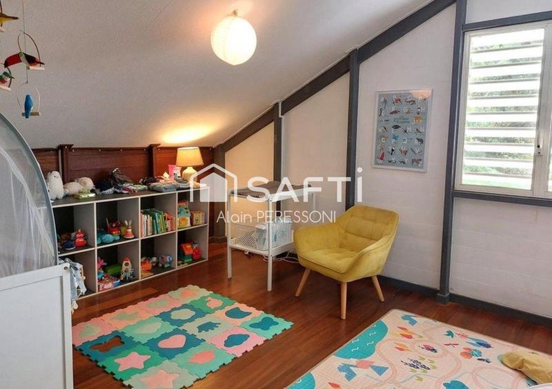 Maison - 126 m² - 5 pièces