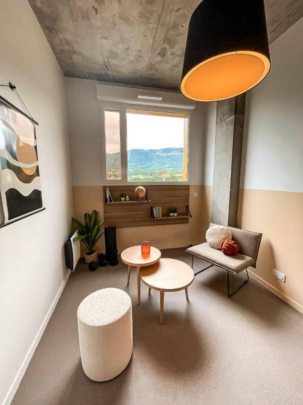 Chambre - 10 m² - 1 pièce