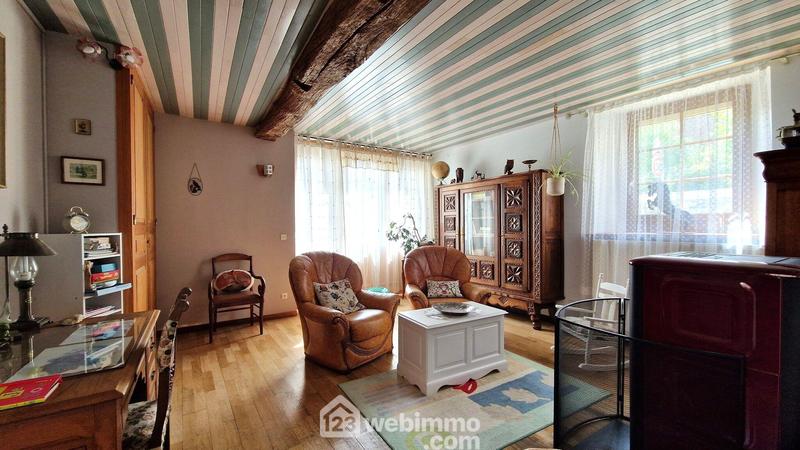 Maison - 210 m² - 6 pièces