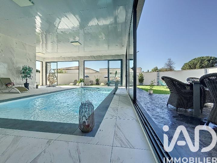 Maison - 259 m² - 5 pièces