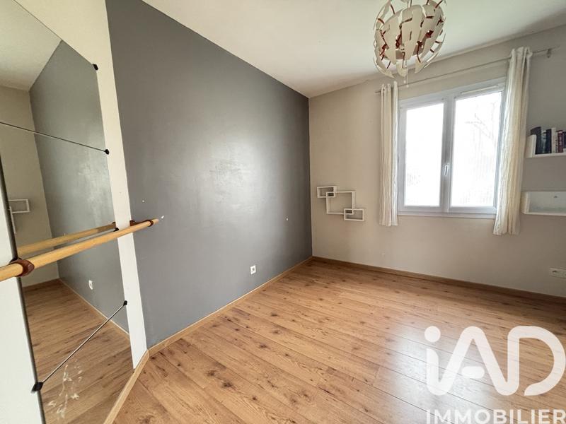 Maison - 199 m² - 9 pièces