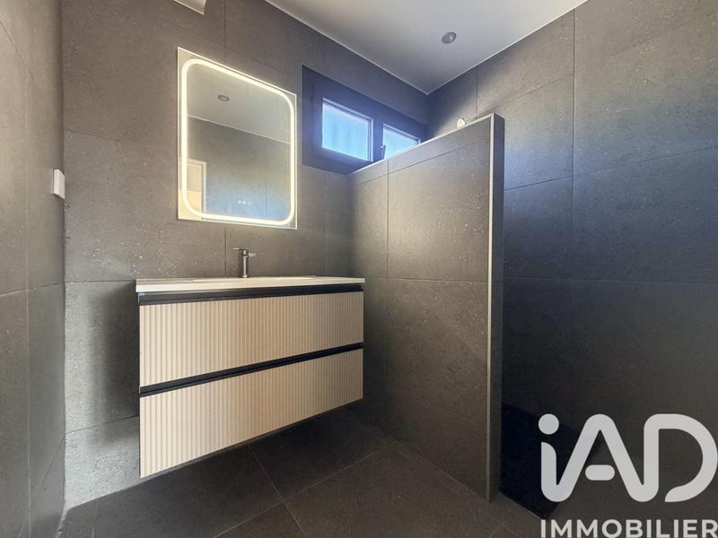 Maison - 77 m² - 4 pièces