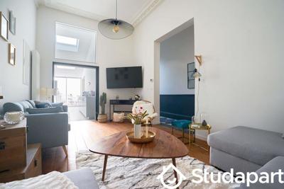 Chambre - 13 m² - 1 pièce