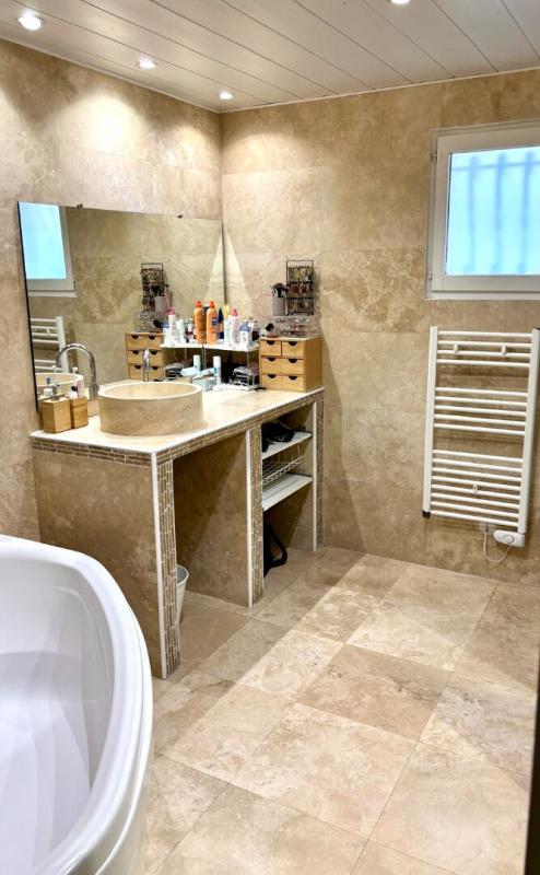 Villa - 145 m² - 6 pièces