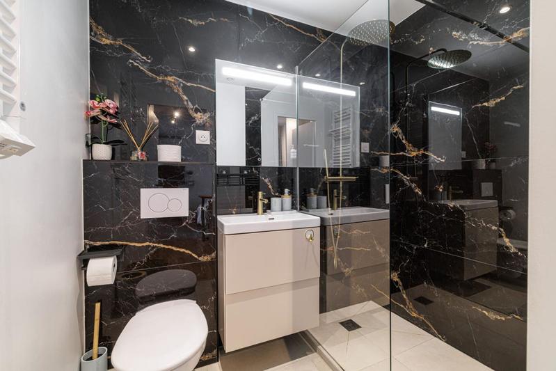 Appartement - 104 m² - 4 pièces