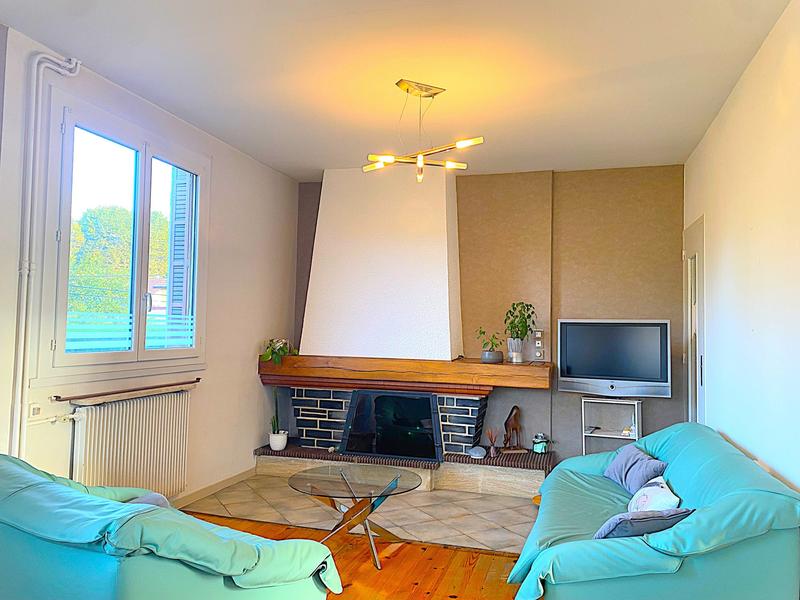 Maison traditionnelle - 125 m² - 6 pièces