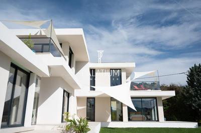 Maison contemporaine - 230 m² - 5 pièces