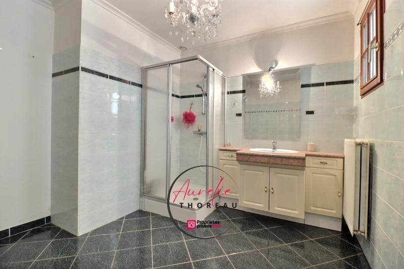 Maison - 150 m² - 5 pièces