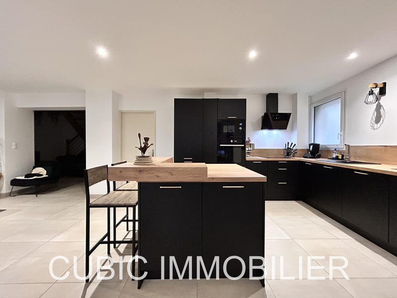 Maison - 131 m² - 4 pièces