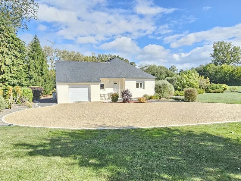 Maison - 96 m² - 4 pièces