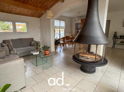 Maison - 150 m² - 6 pièces