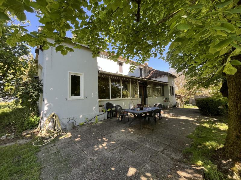 Maison traditionnelle - 135 m² - 4 pièces