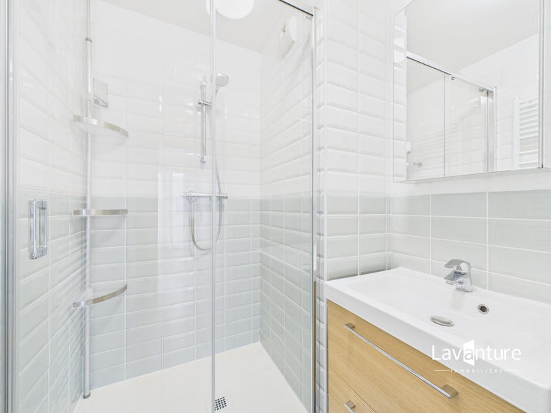 Appartement - 96 m² - 5 pièces