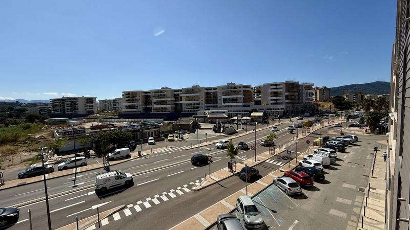 Studio - 29 m² - 1 pièce