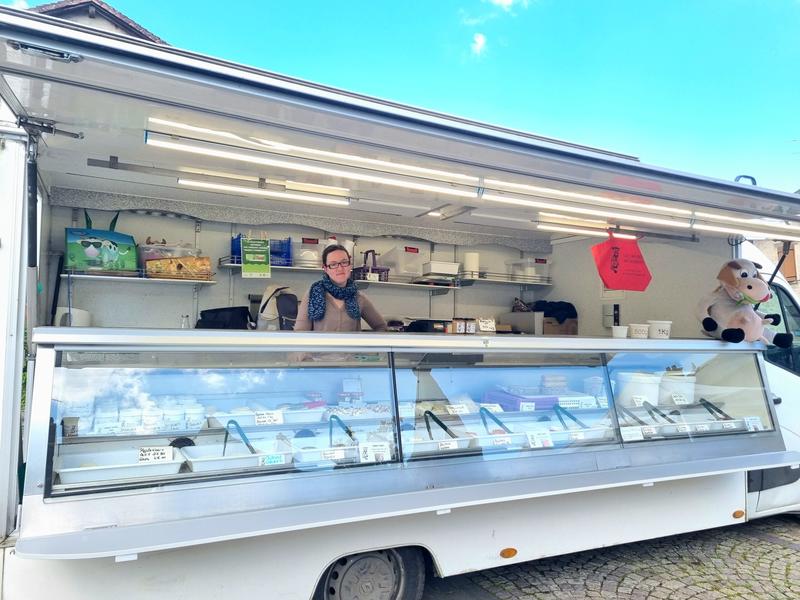 Marché hebdomadaire de Sauviat sur Vige