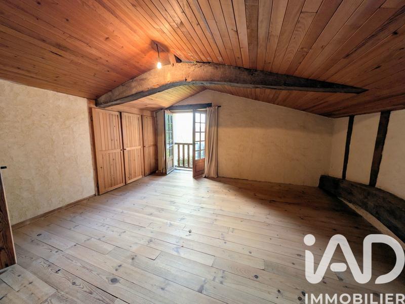 Maison - 350 m² - 11 pièces