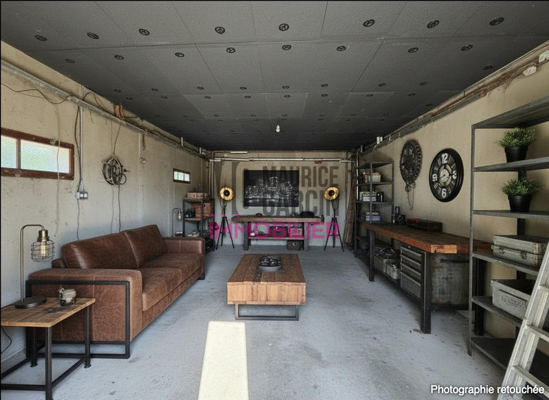 Maison - 220 m² - 6 pièces