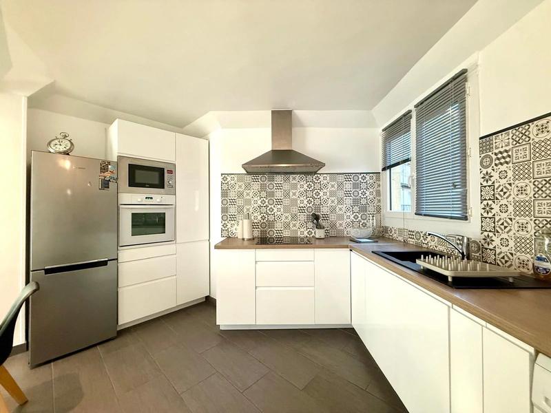 Appartement - 60 m² - 2 pièces