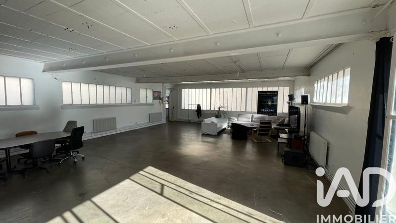 Loft - 245 m² - 5 pièces