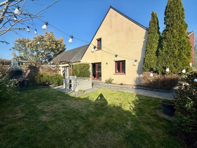 Maison - 200 m² - 10 pièces