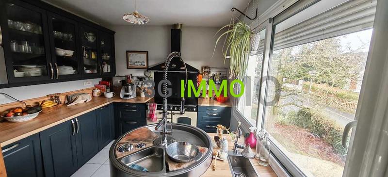 Maison - 140 m² - 6 pièces