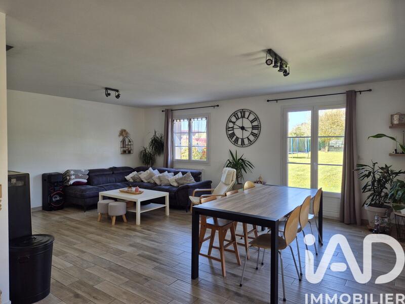 Maison de village - 117 m² - 5 pièces