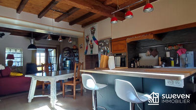 Maison - 90 m² - 4 pièces