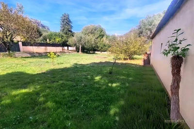 Terrain - 4 400 m²
