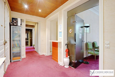 Appartement - 135 m² - 5 pièces