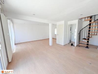 Maison - 102 m² - 6 pièces