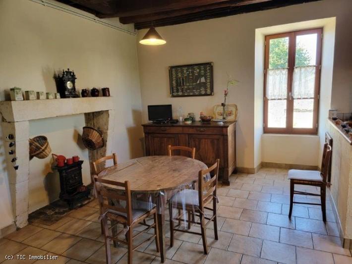Maison en pierre - 177 m² - 5 pièces