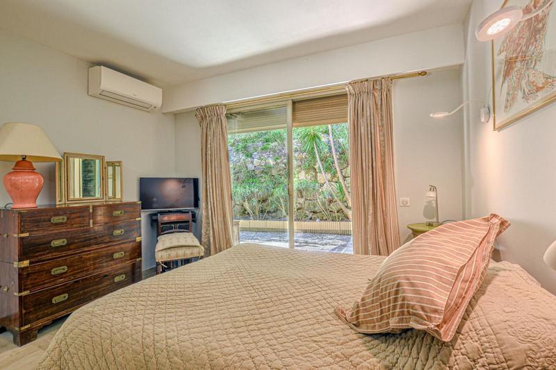 Appartement - 90 m² - 3 pièces