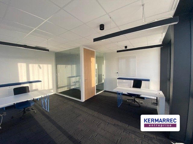 Bureau - 408 m²