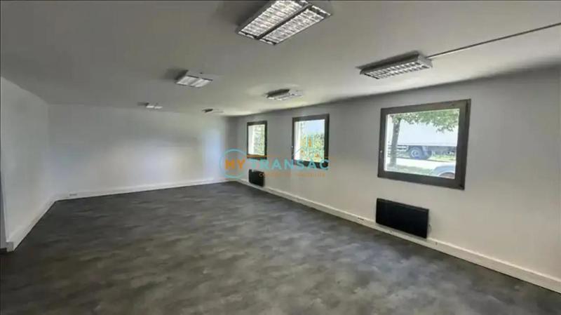 Local d'activité / Entrepôt - 542 m²