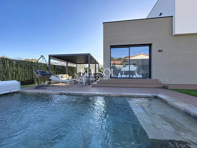 Villa - 140 m² - 5 pièces