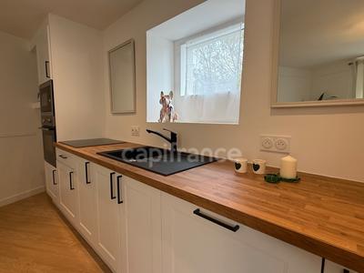 Maison de ville - 80 m² - 5 pièces