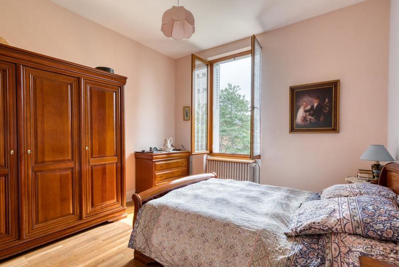 Maison - 165 m² - 6 pièces