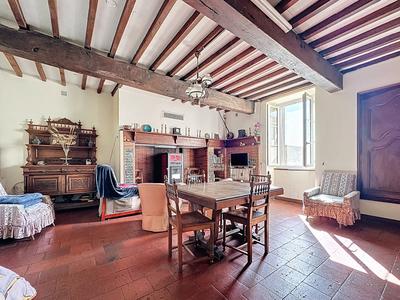 Maison - 460 m² - 14 pièces